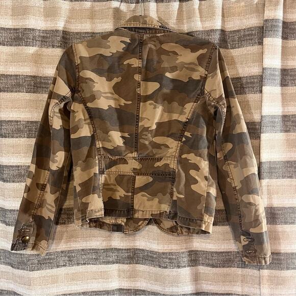 Faded‎ Glory Camo Jacket Size Medium - Picture 2 of 9